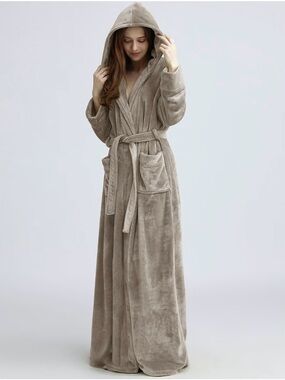 FLYGO Cozy Hooded Plush Long Robe - Taupe